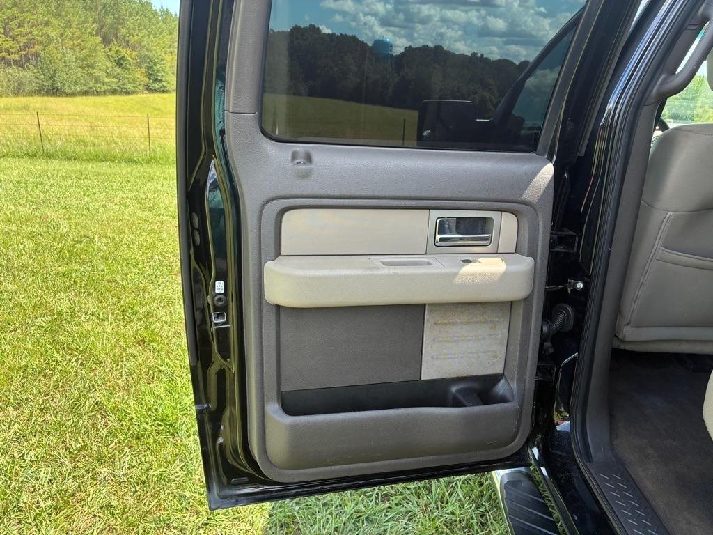 Ford F-150 2WD SuperCrew 150" XLT 2009