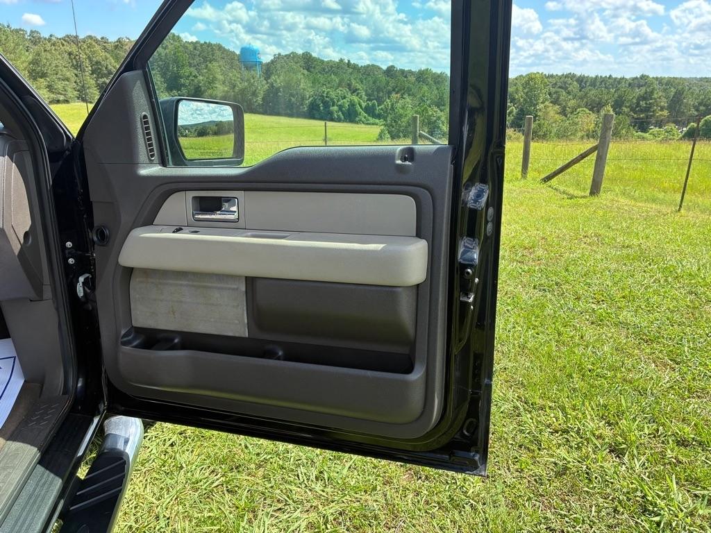 Ford F-150 2WD SuperCrew 150" XLT 2009
