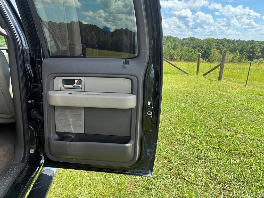 Ford F-150 2WD SuperCrew 150" XLT 2009