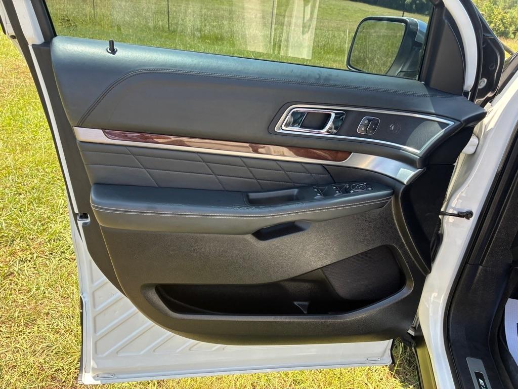 Ford Explorer Platinum 4WD 2017
