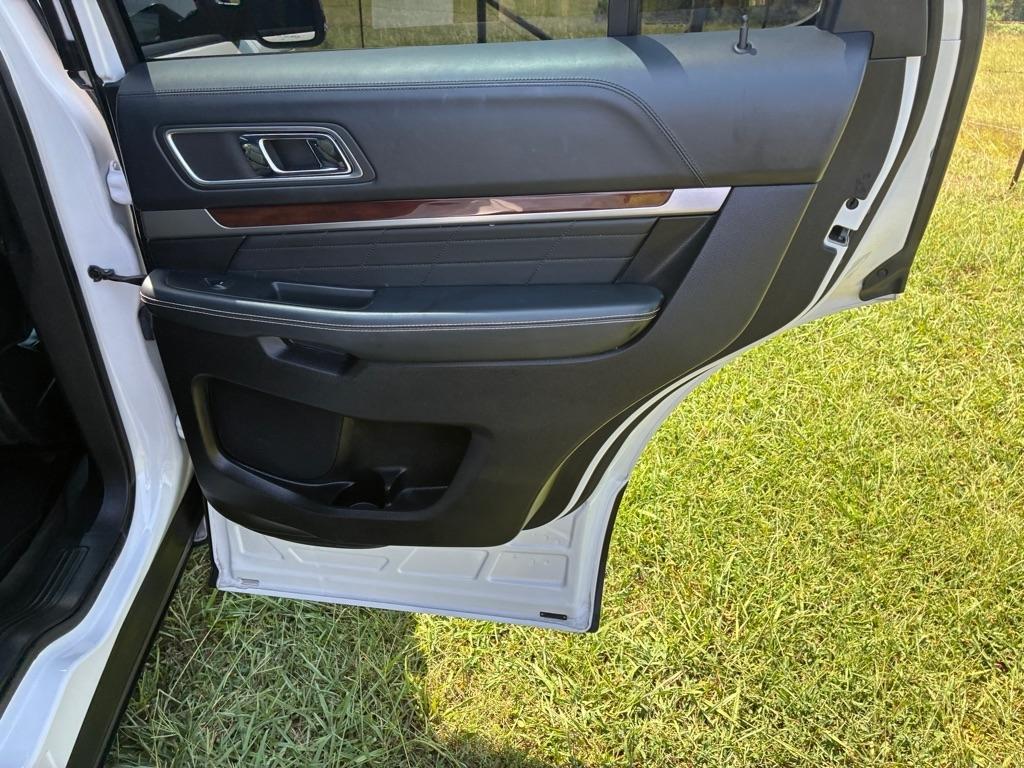 Ford Explorer Platinum 4WD 2017
