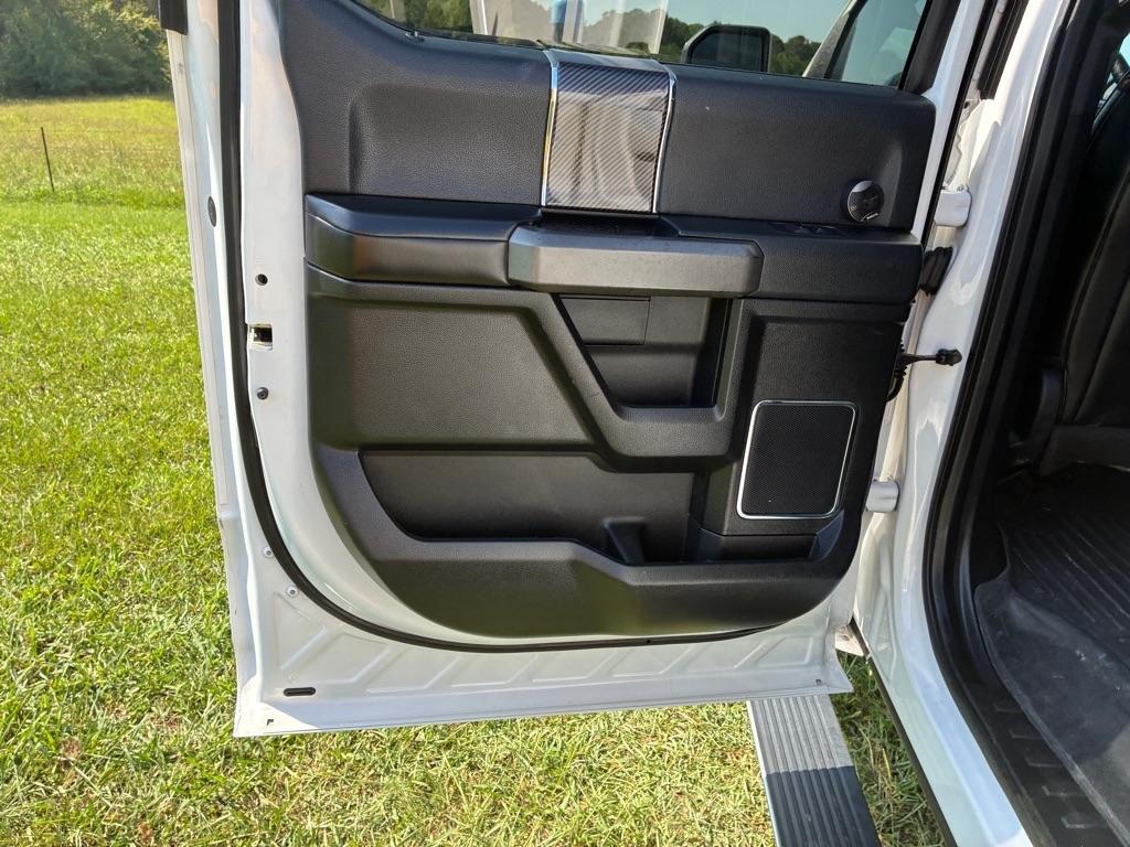 Ford F-150 4WD SuperCrew 145" King Ranch 2015