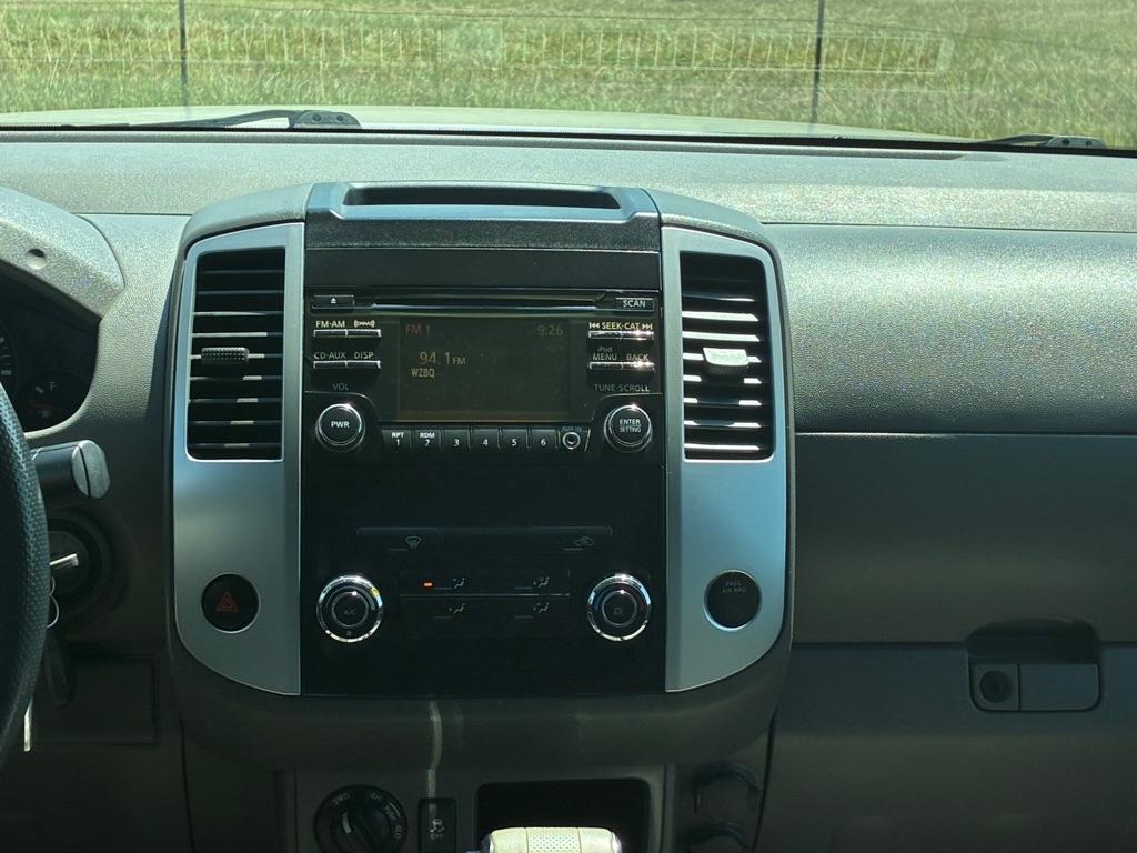 Nissan Frontier 4WD Crew Cab SWB Auto PRO-4X 2014