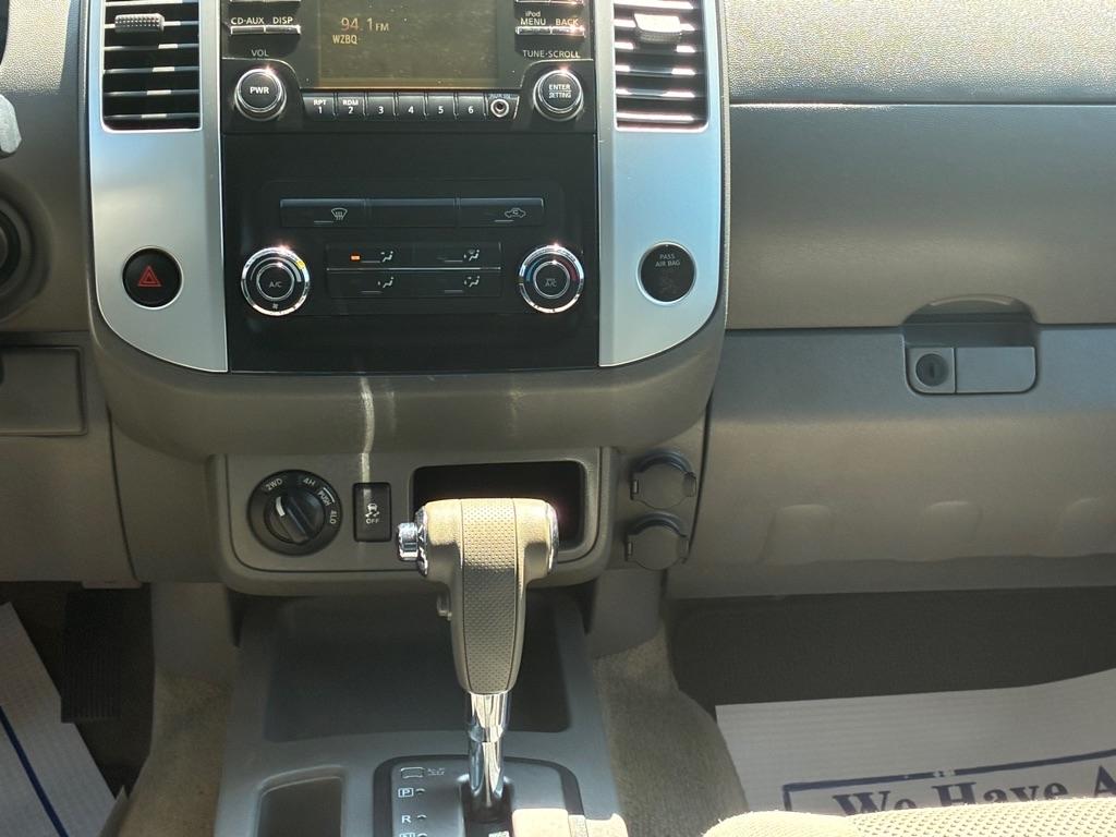 Nissan Frontier 4WD Crew Cab SWB Auto PRO-4X 2014