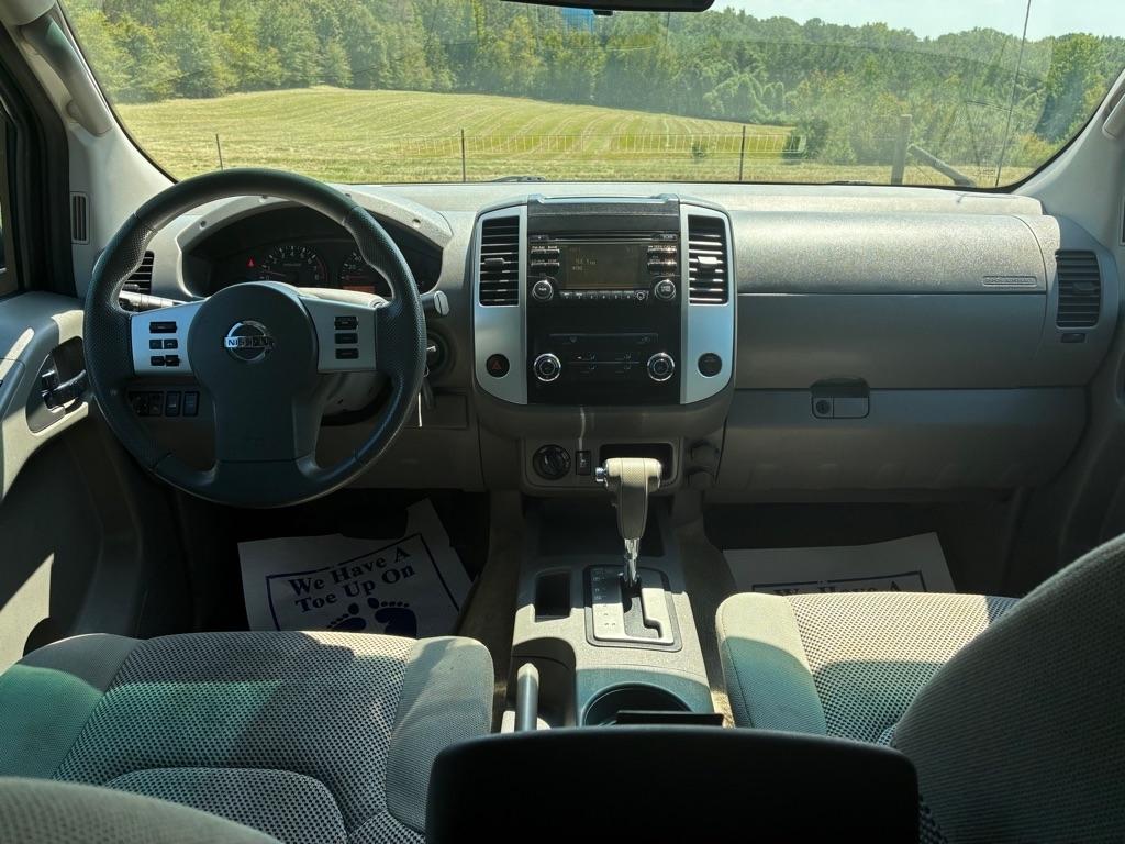 Nissan Frontier 4WD Crew Cab SWB Auto PRO-4X 2014