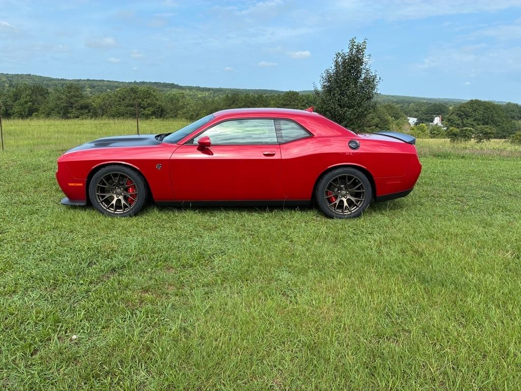 Dodge Challenger 2dr Cpe SRT Hellcat 2016