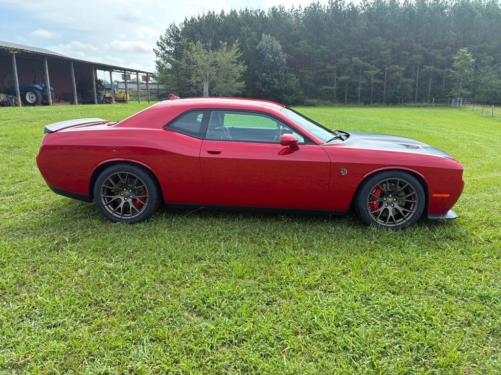 Dodge Challenger 2dr Cpe SRT Hellcat 2016