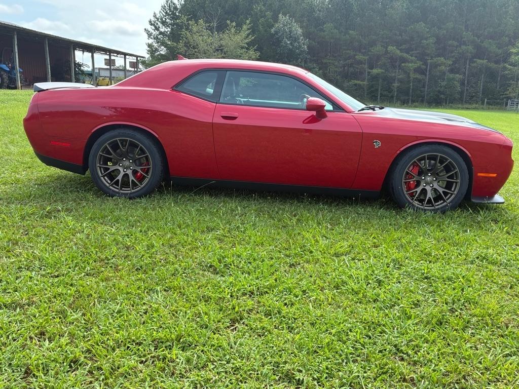 Dodge Challenger 2dr Cpe SRT Hellcat 2016