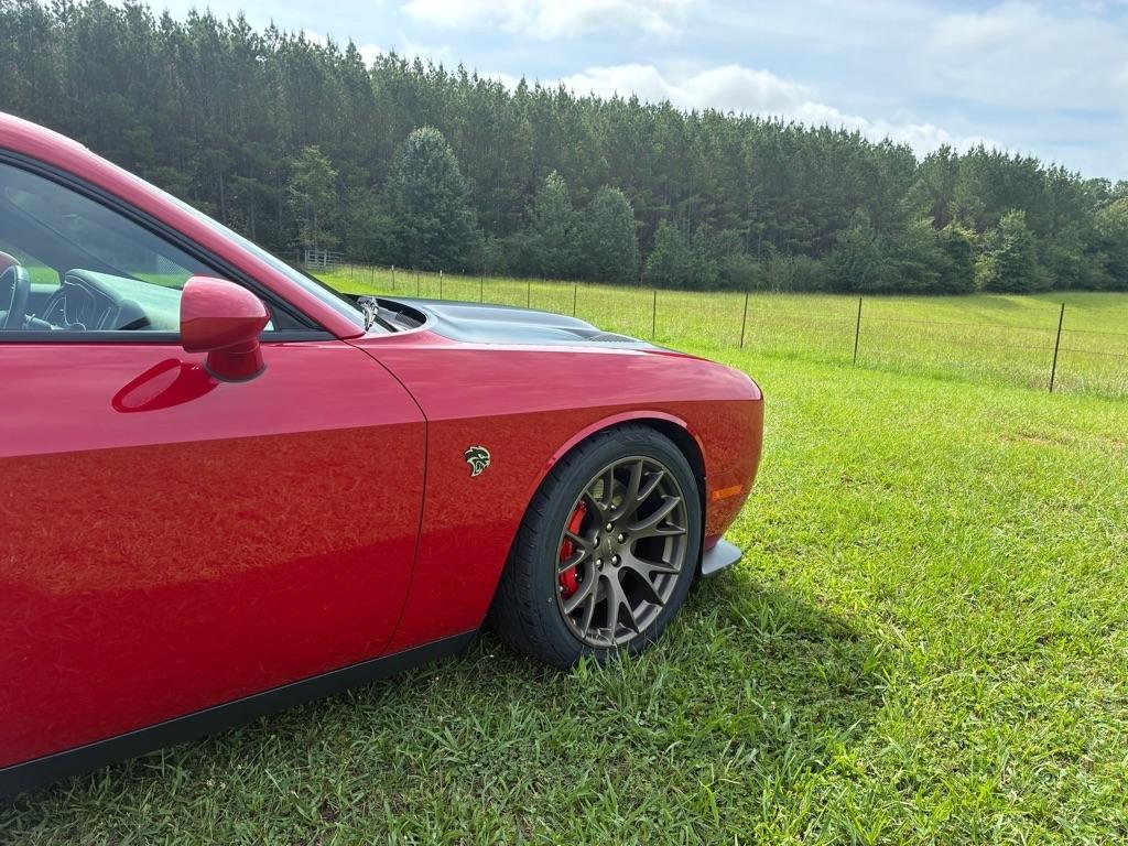 Dodge Challenger 2dr Cpe SRT Hellcat 2016