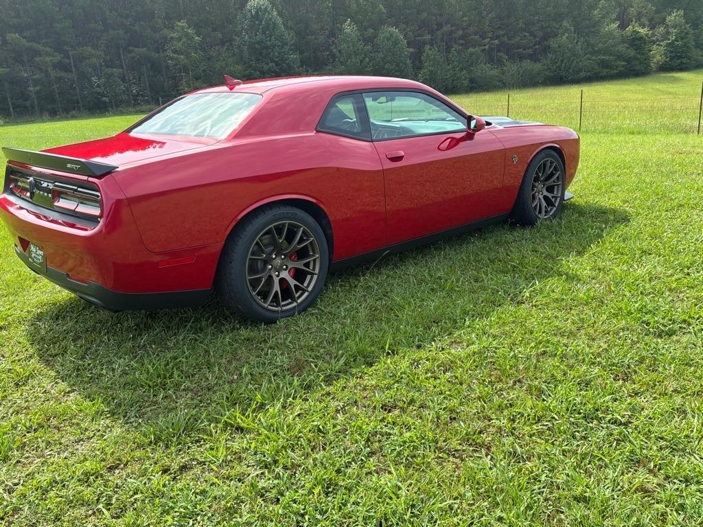 Dodge Challenger 2dr Cpe SRT Hellcat 2016
