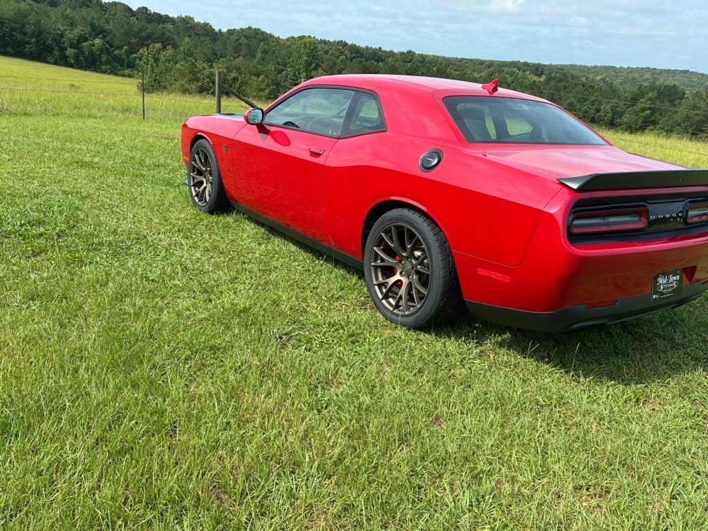 Dodge Challenger 2dr Cpe SRT Hellcat 2016