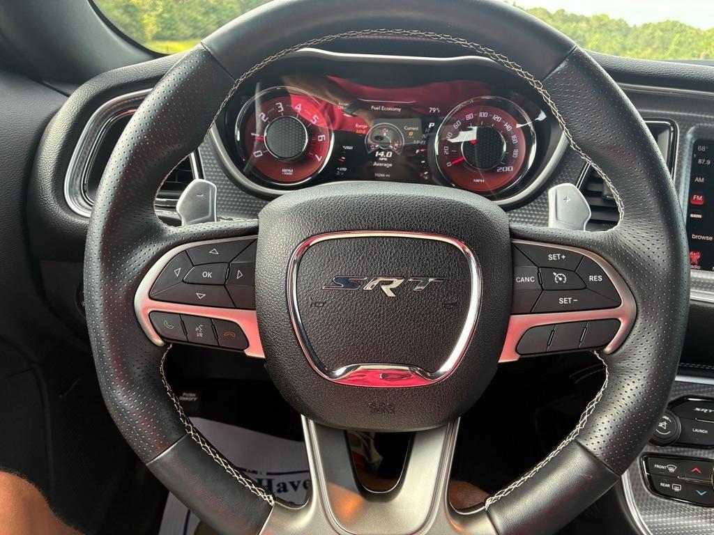 Dodge Challenger 2dr Cpe SRT Hellcat 2016