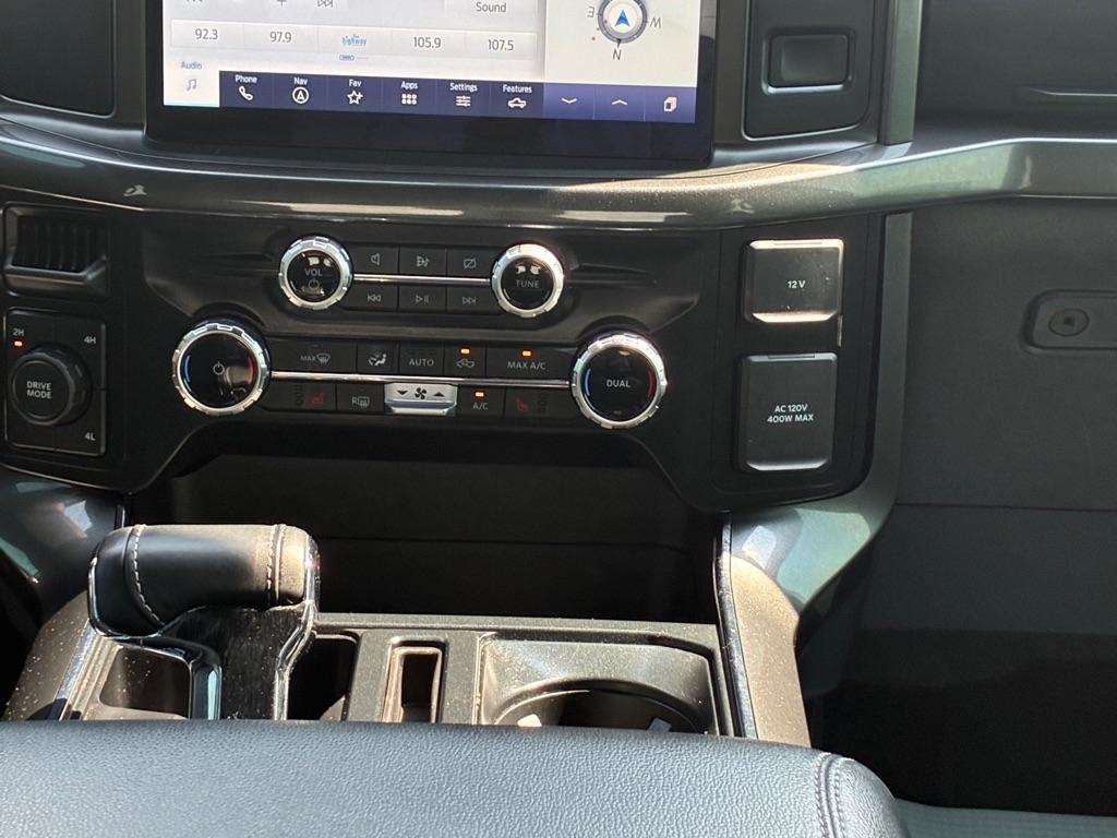 Ford F-150 Lariat 4WD SuperCrew 5.5' Box 2023