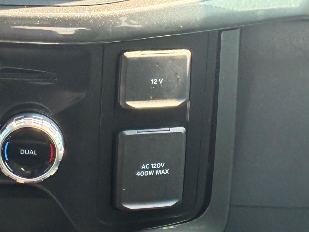 Ford F-150 Lariat 4WD SuperCrew 5.5' Box 2023