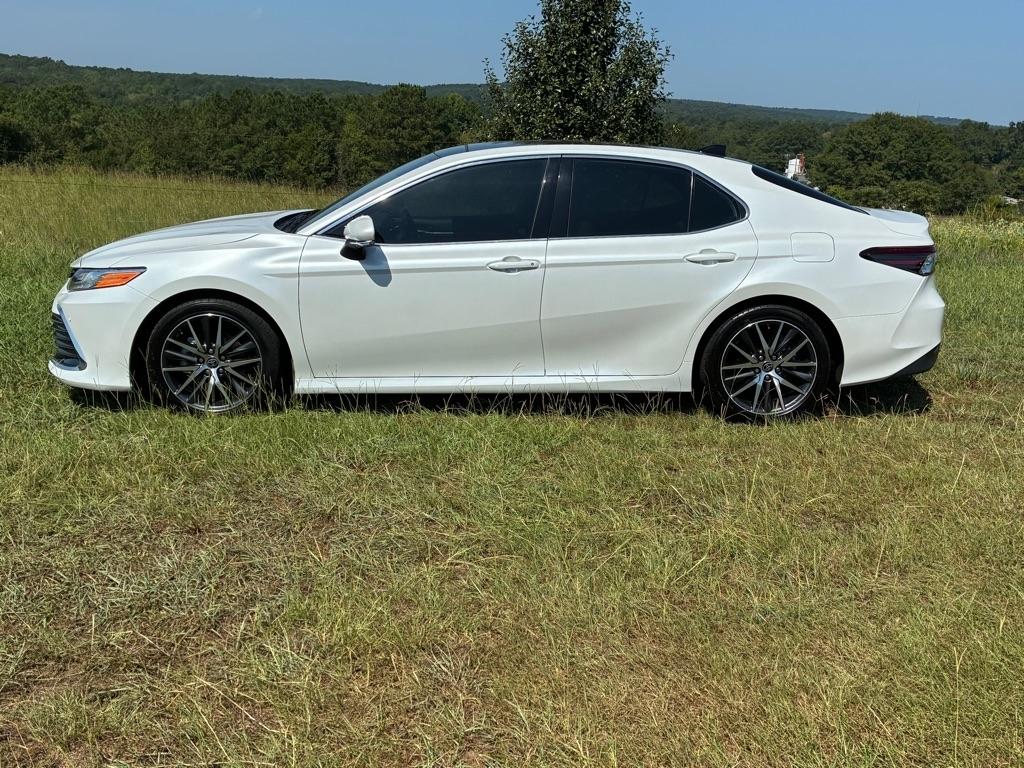 Toyota Camry XLE Auto (Natl) 2023