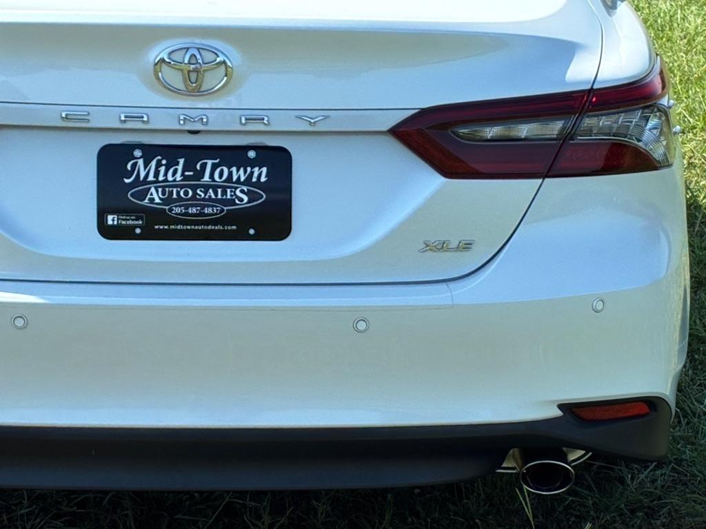 Toyota Camry XLE Auto (Natl) 2023