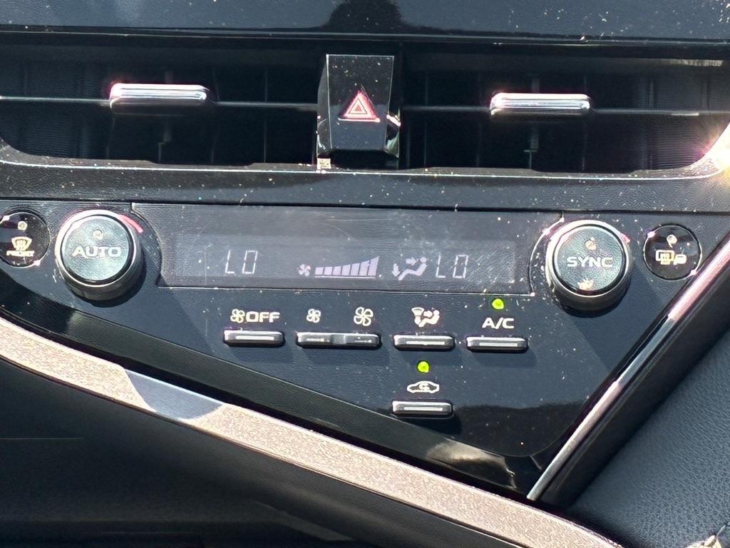 Toyota Camry XLE Auto (Natl) 2023