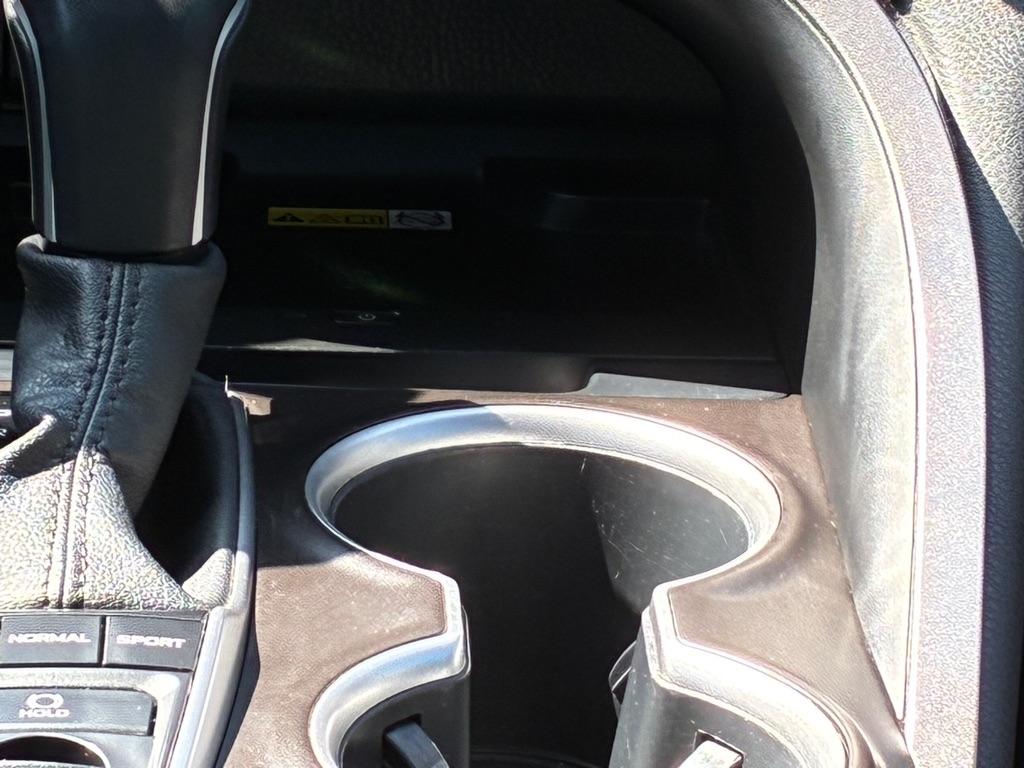 Toyota Camry XLE Auto (Natl) 2023