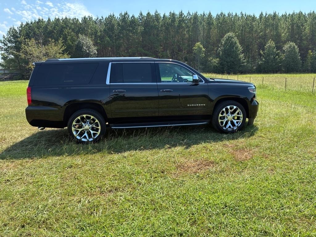 Chevrolet Suburban 4WD 4dr 1500 Premier 2019