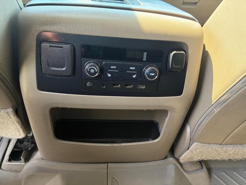 Chevrolet Suburban 4WD 4dr 1500 Premier 2019