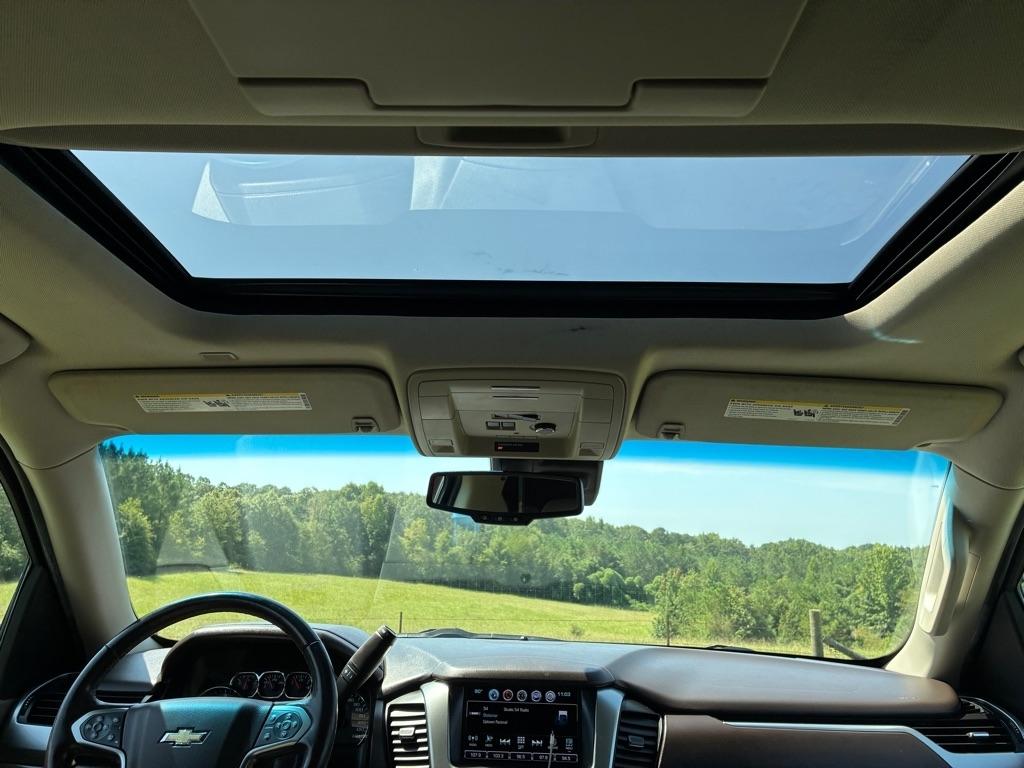 Chevrolet Suburban 4WD 4dr 1500 Premier 2019