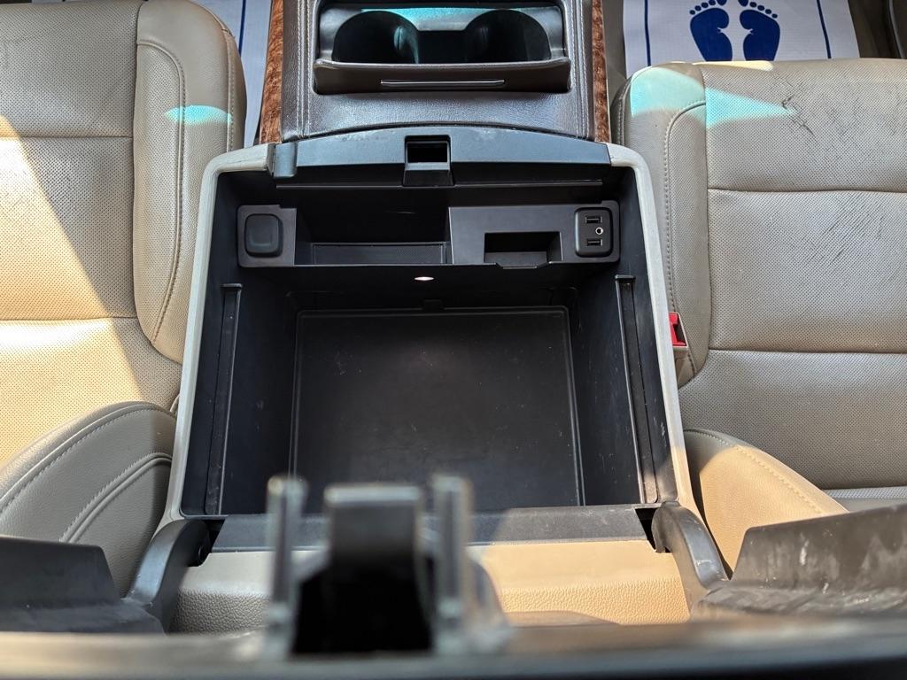 Chevrolet Suburban 4WD 4dr 1500 Premier 2019