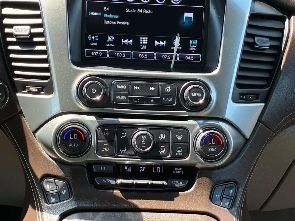 Chevrolet Suburban 4WD 4dr 1500 Premier 2019