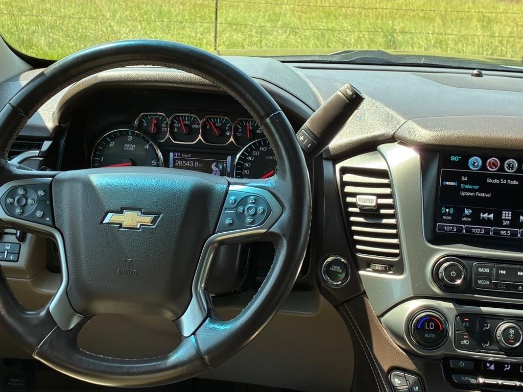 Chevrolet Suburban 4WD 4dr 1500 Premier 2019