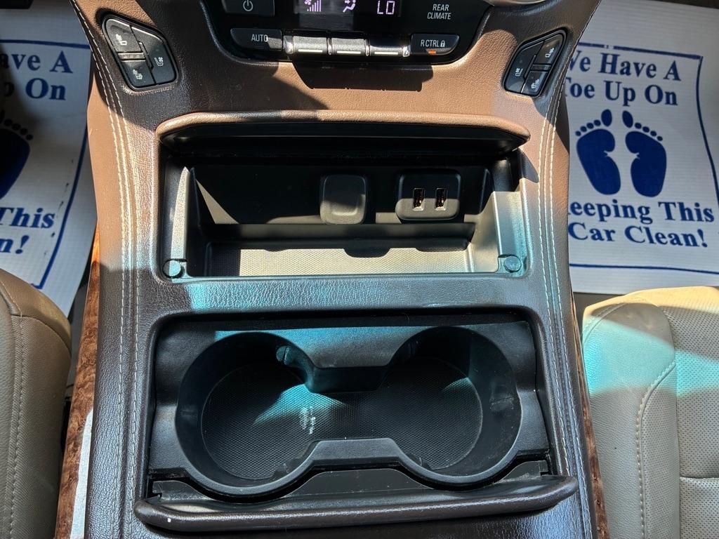 Chevrolet Suburban 4WD 4dr 1500 Premier 2019