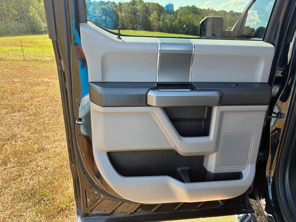 Ford F-150 4WD SuperCrew 145" King Ranch 2016