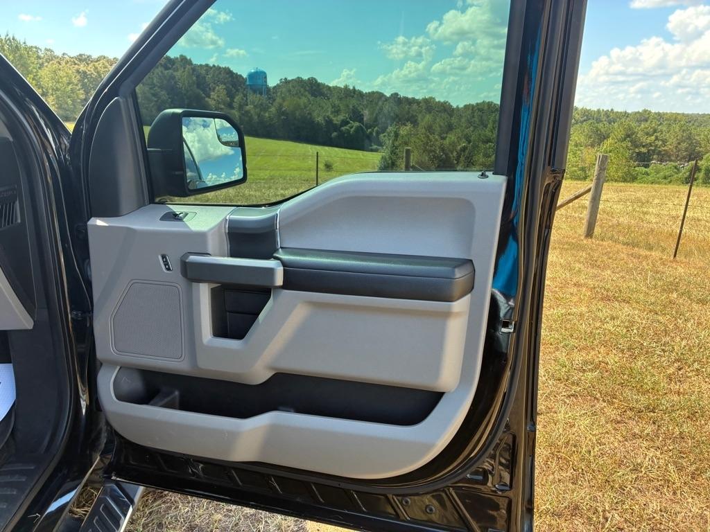 Ford F-150 4WD SuperCrew 145" King Ranch 2016