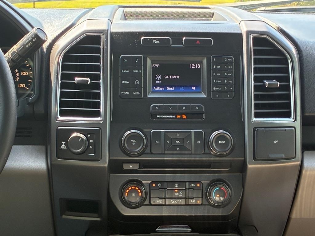 Ford F-150 4WD SuperCrew 145" King Ranch 2016