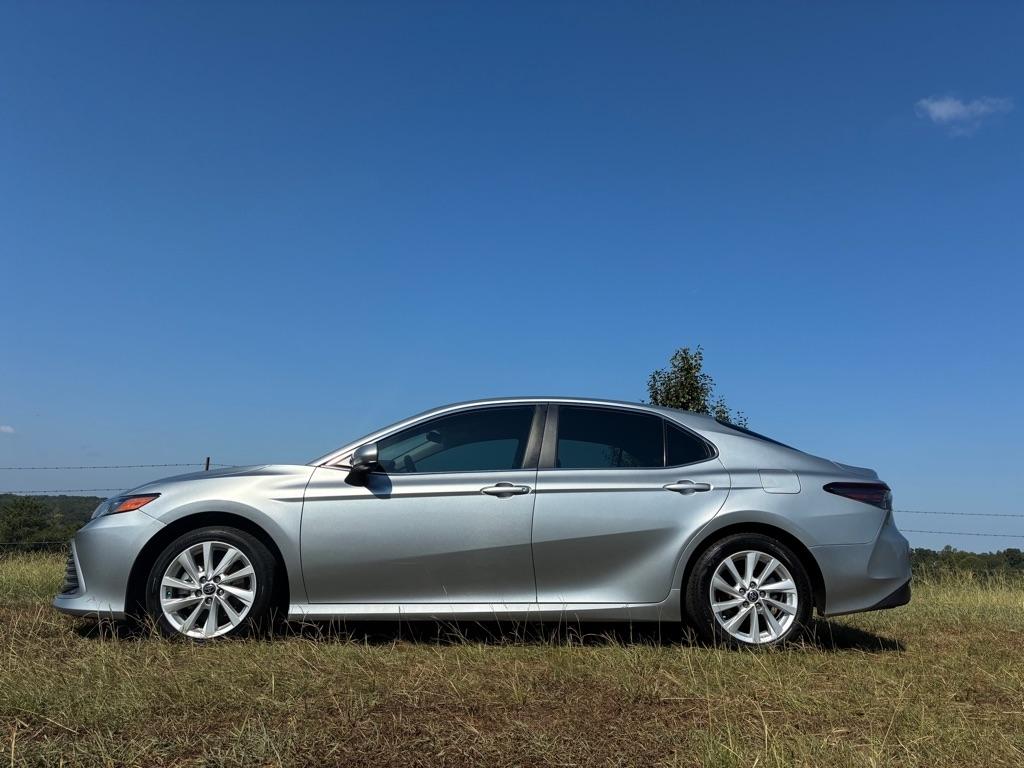 Toyota Camry LE Auto (Natl) 2024