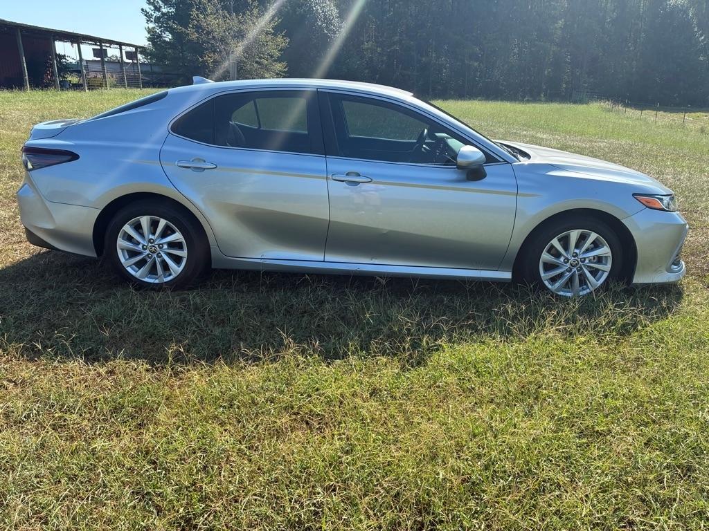 Toyota Camry LE Auto (Natl) 2024