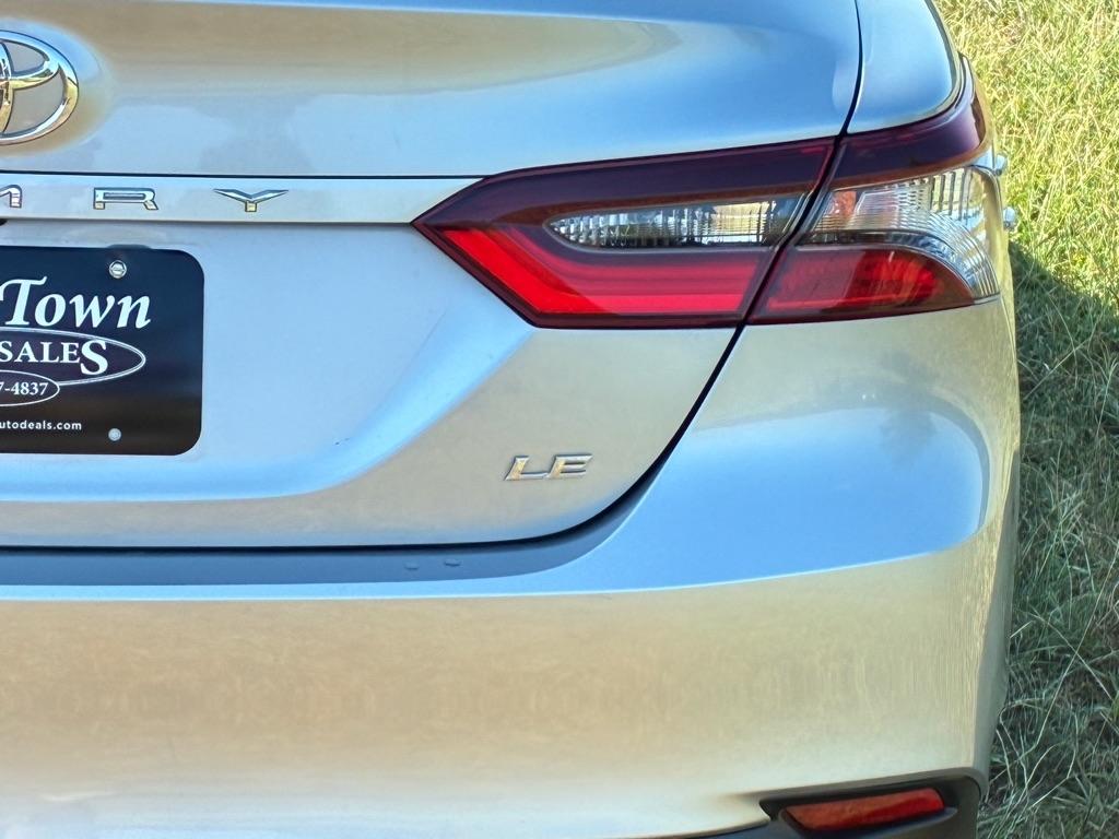 Toyota Camry LE Auto (Natl) 2024