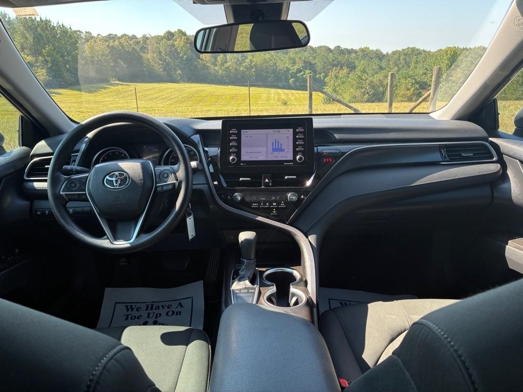 Toyota Camry LE Auto (Natl) 2024