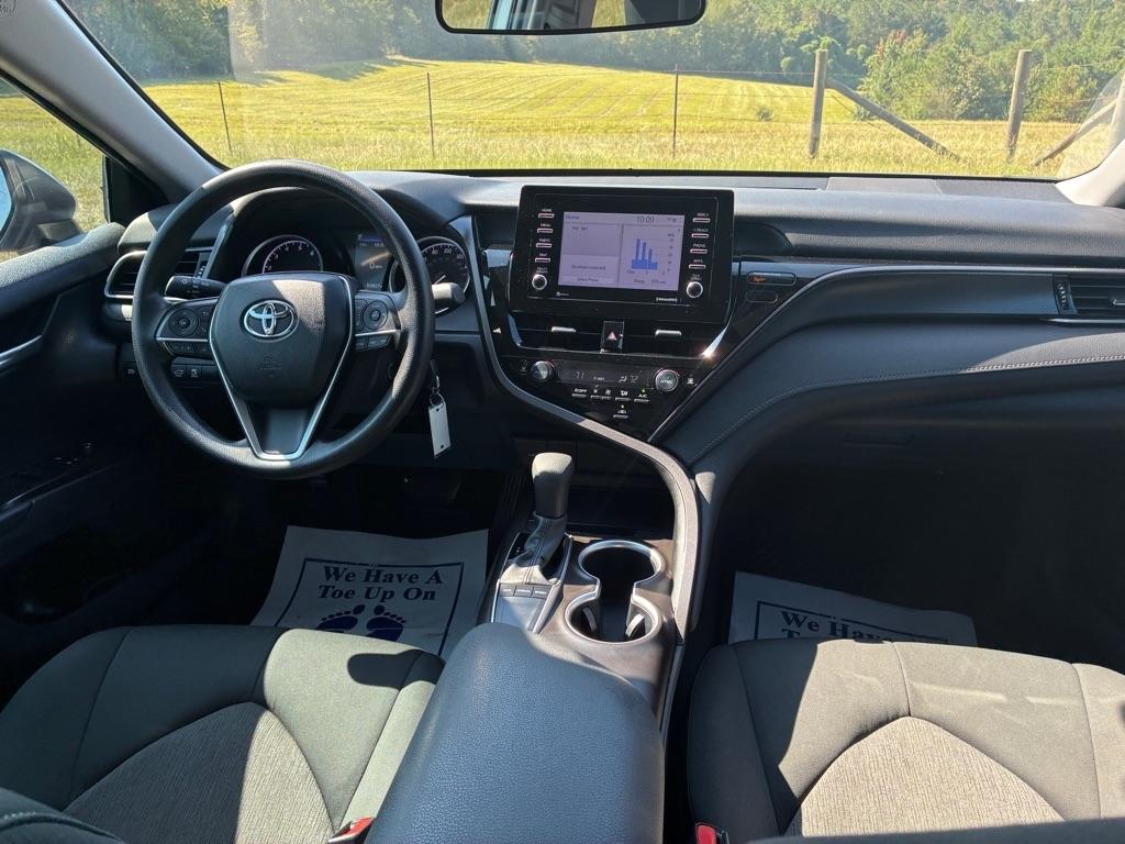 Toyota Camry LE Auto (Natl) 2024
