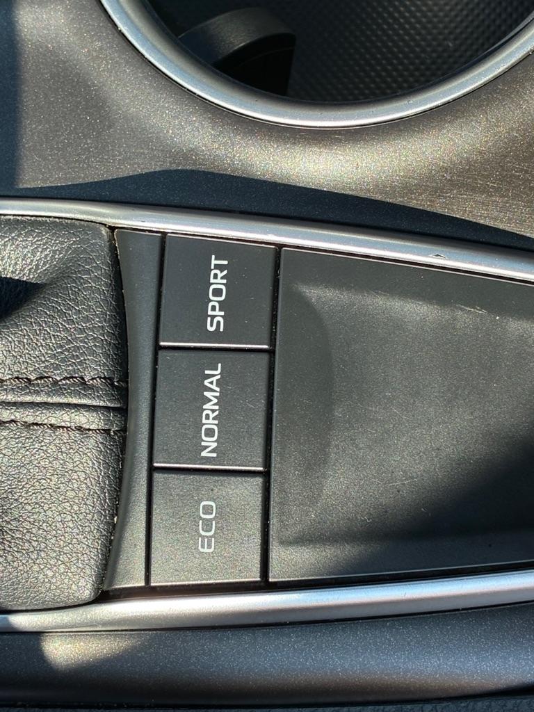 Toyota Camry LE Auto (Natl) 2024