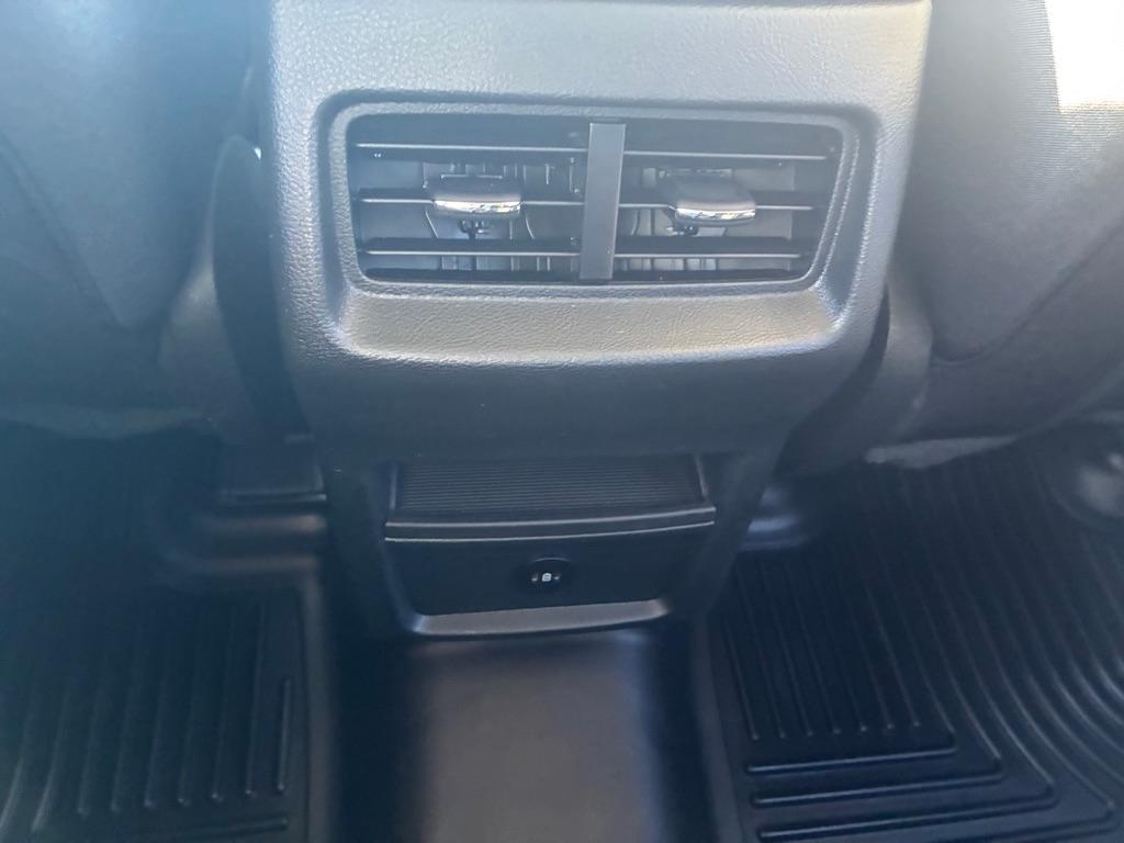 Ford Edge SE AWD 2024