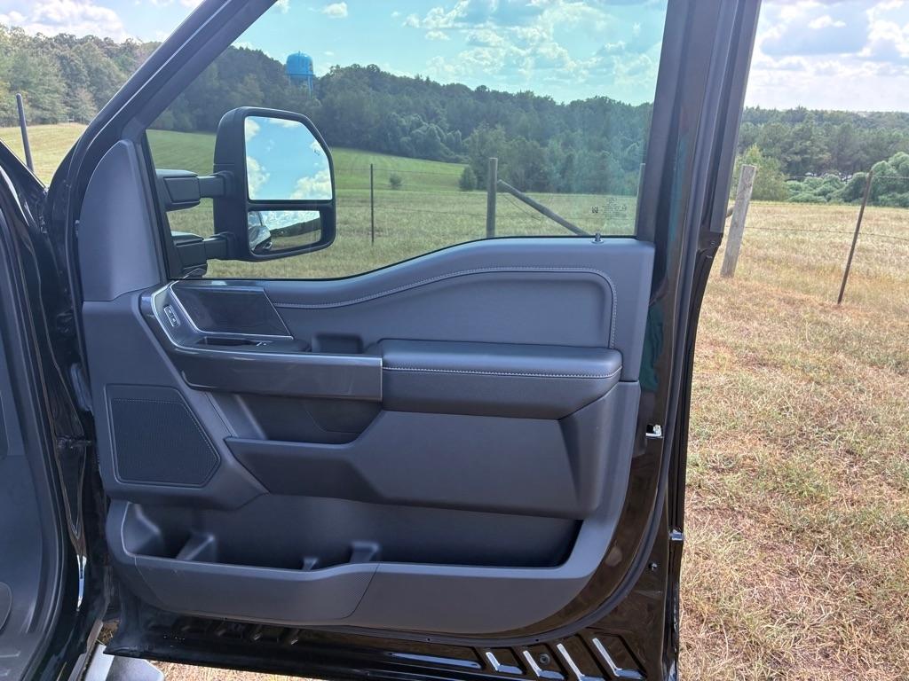 Ford F-150 XLT 4WD 2022