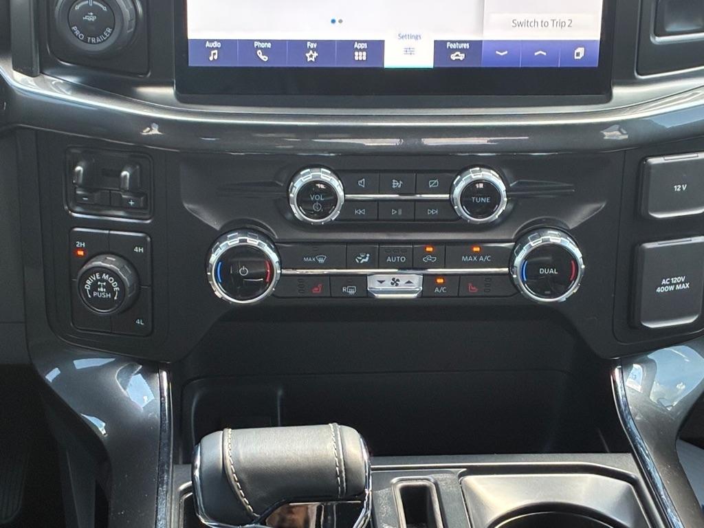 Ford F-150 XLT 4WD 2022