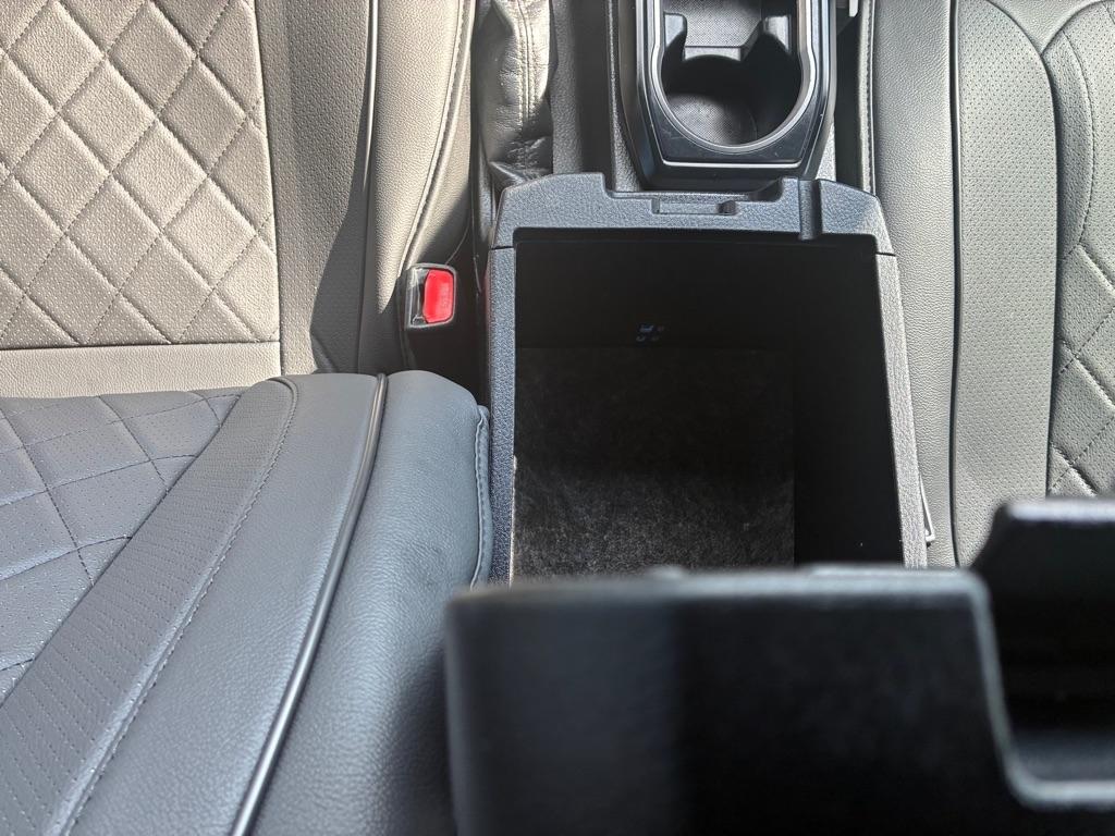 Toyota Tacoma 4WD TRD Off Road Double Cab 5' Bed V6 MT (Natl) 2021