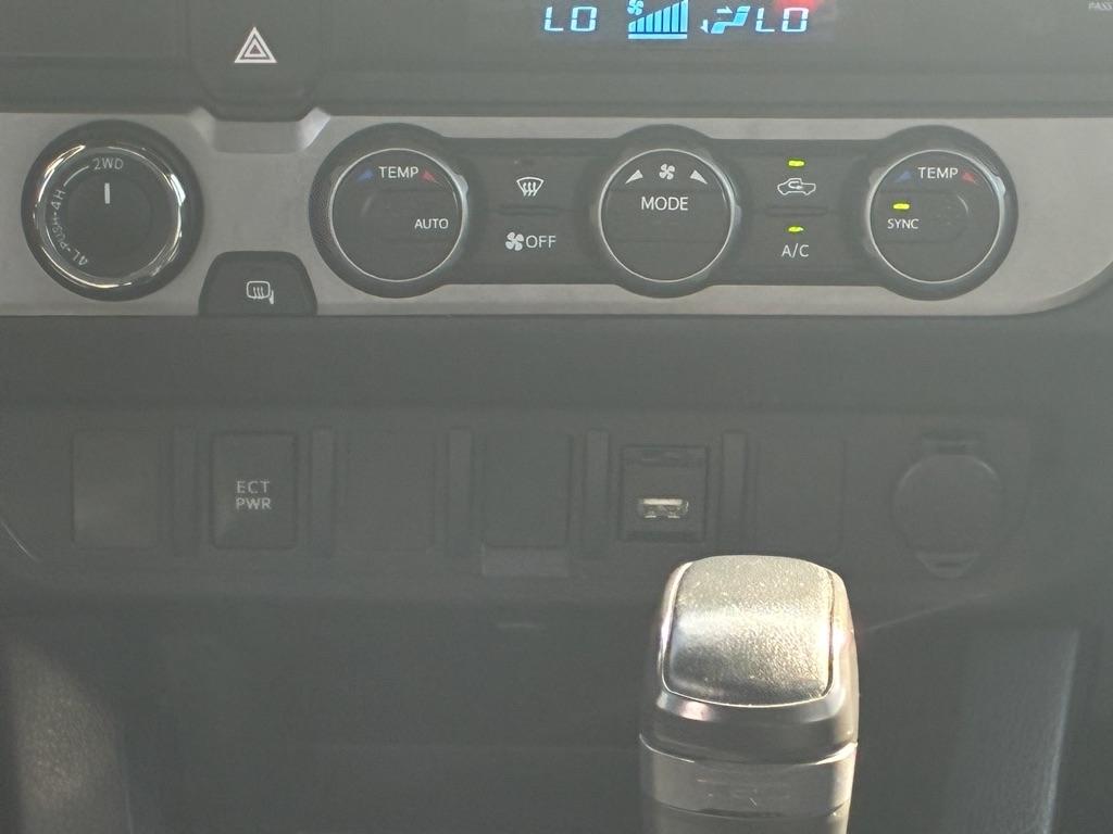 Toyota Tacoma 4WD TRD Off Road Double Cab 5' Bed V6 MT (Natl) 2021