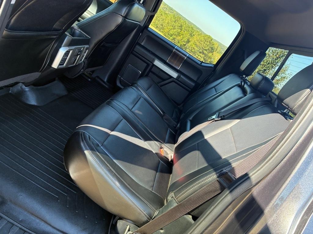 Ford F-150 2WD SuperCrew 157" Lariat 2016