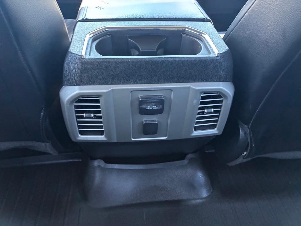 Ford F-150 2WD SuperCrew 157" Lariat 2016