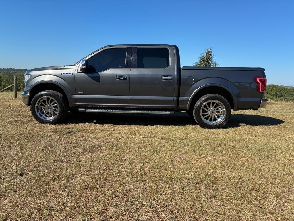 Ford F-150 2WD SuperCrew 157" Lariat 2016