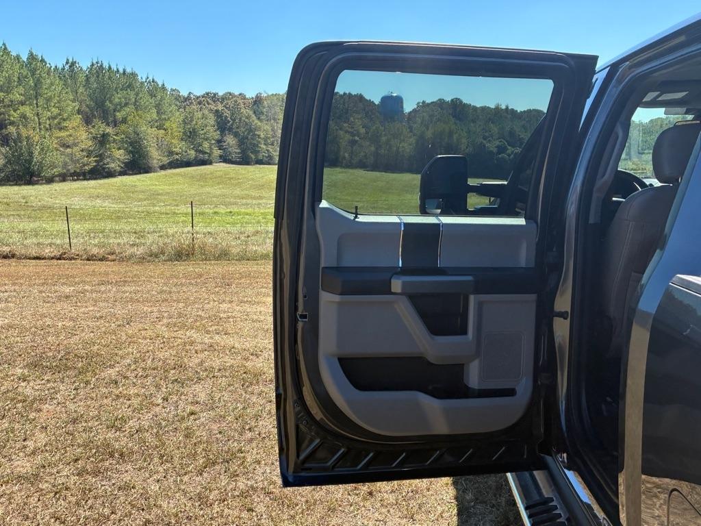 Ford Super Duty F-250 SRW King Ranch 4WD Crew Cab 8' Box 2020