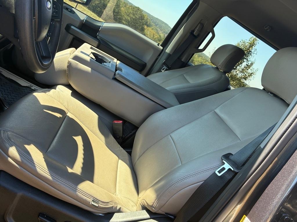 Ford Super Duty F-250 SRW King Ranch 4WD Crew Cab 8' Box 2020