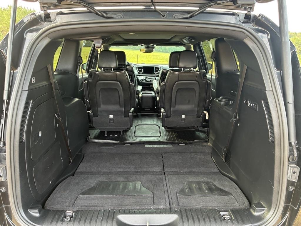 Chrysler Pacifica Limited FWD 2019