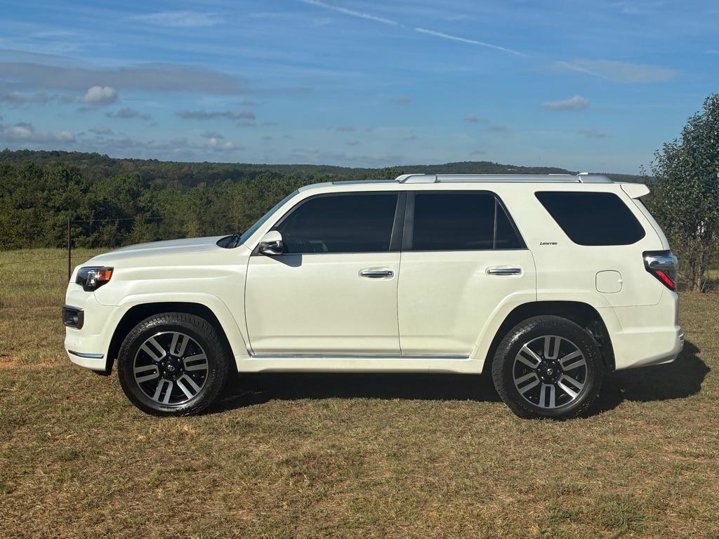 Toyota 4Runner TRD Off Road Premium 4WD (Natl) 2019